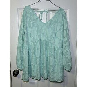 Lane Bryant Plus Size Floral Embossed Peplum Top Blouse Size 14/16 Sea Green